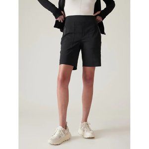 [Athleta] Trekkie North Bermuda Short in Black
